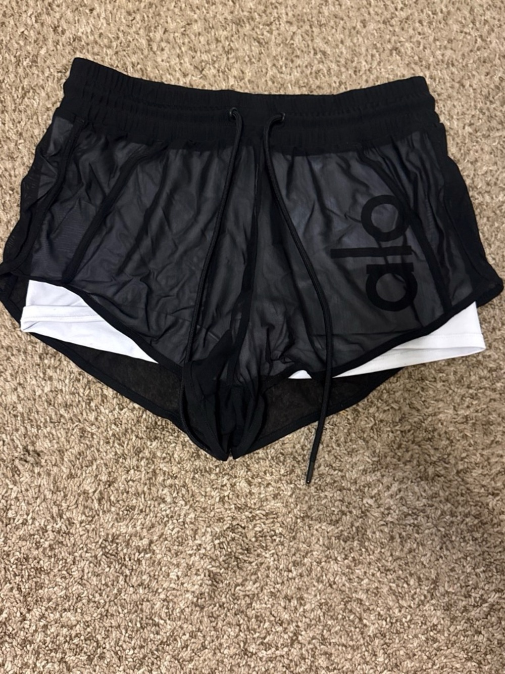 ALO Yoga Black Mesh Layered Athletic Shorts with White Liner